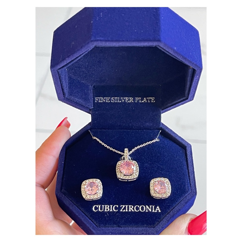 Macys Fine Silver Plate Cubic Zirconia Necklace and Stud Earring Set 18”+3” Ext - Picture 6 of 11